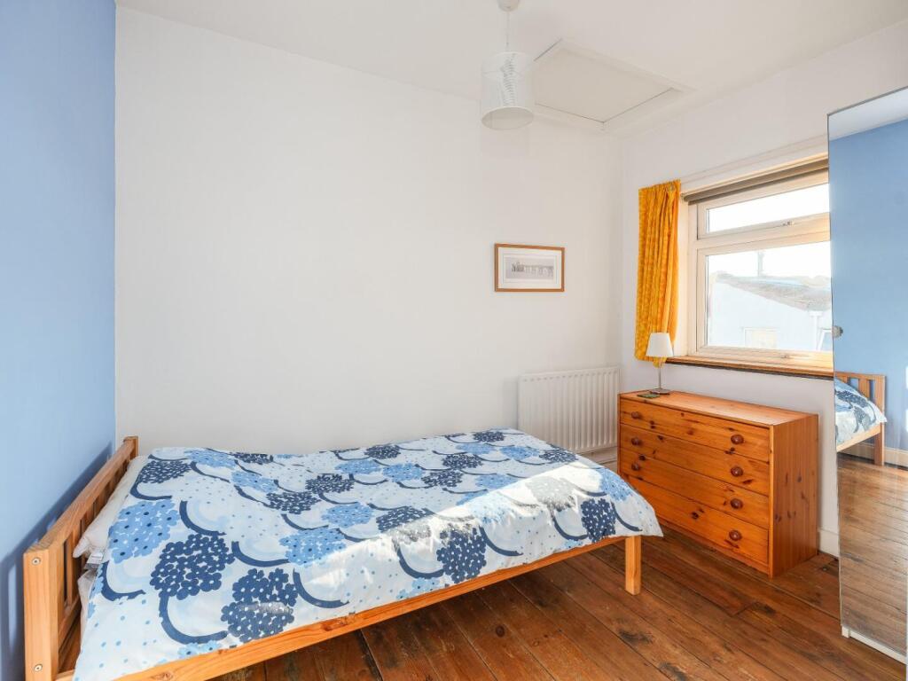Bellevue Terrace, Totterdown photo 4