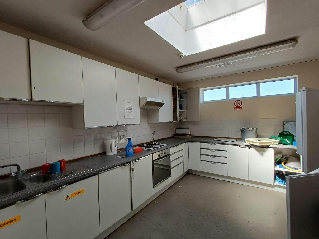 Kitchen FF.jpg