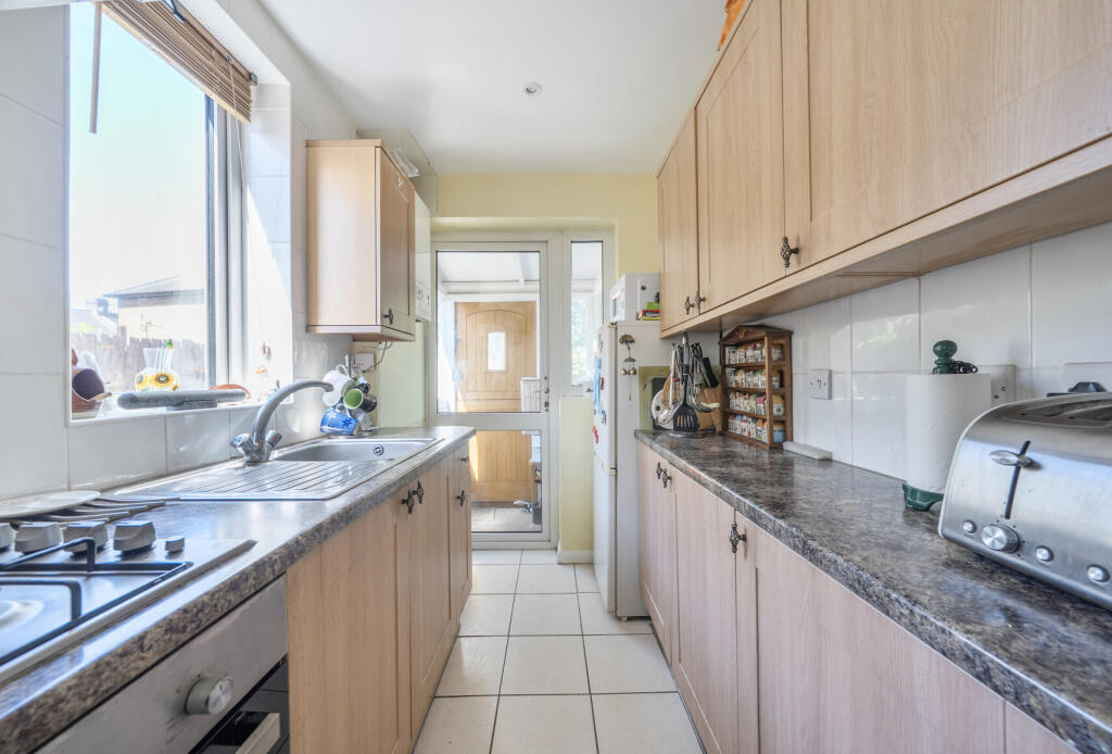 Bindon Green, Morden, SM4 photo 4