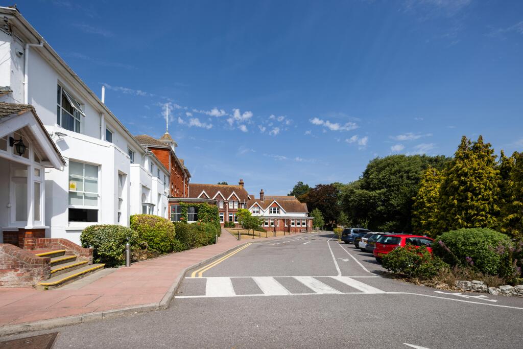 St Andrews School Eastbourne 1 (1).jpg
