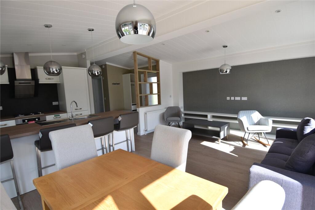 Doverdale Park Homes, Hampton Lovett, Droitwich, Worcestershire, WR9 photo 5
