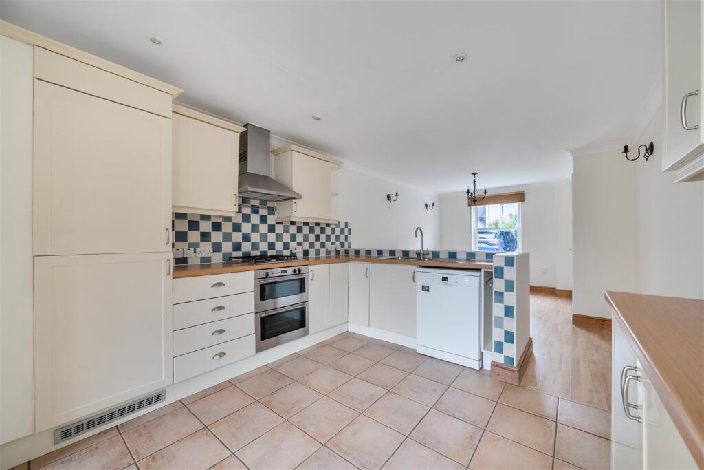 House in Blandford St Mary, Dorset - View 2