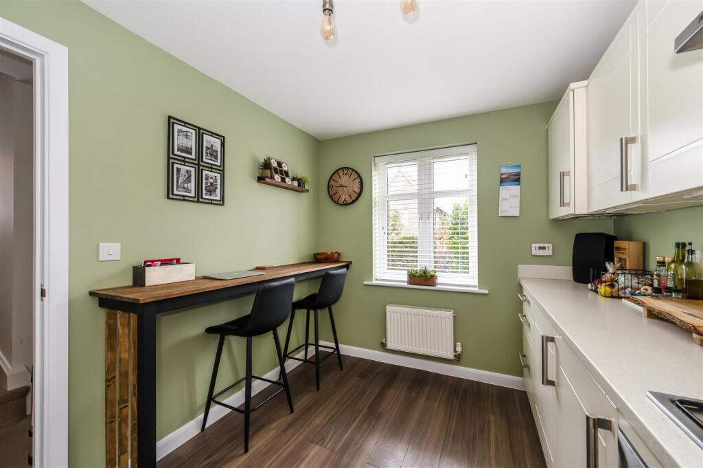 House in Clanfield - More