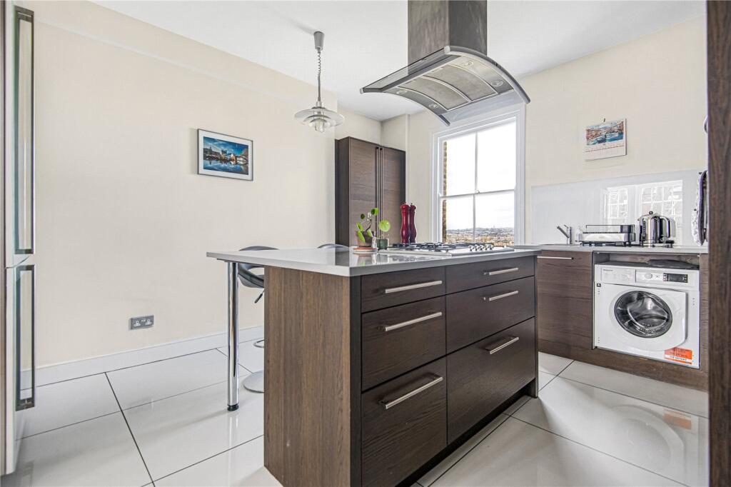 Apartment in London, Ferme Park, Stroud Green - More