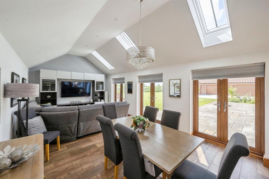 House in Doncaster, Moss - More