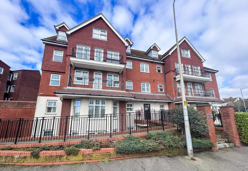 Main image of property: Station Road, Bexhill-On-Sea, TN40 1RB