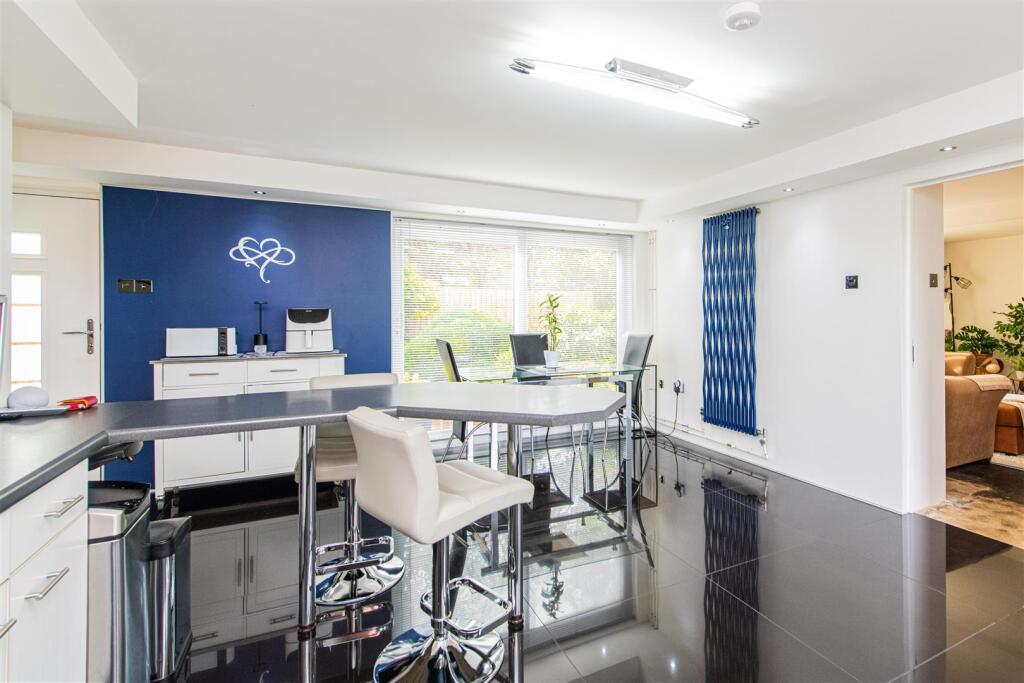 Blenheim Walk, Corby - View 3