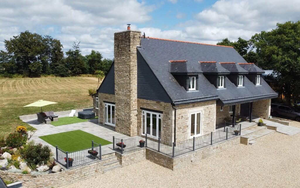 Main image of property: Plusquellec, Côtes-d`Armor, Brittany