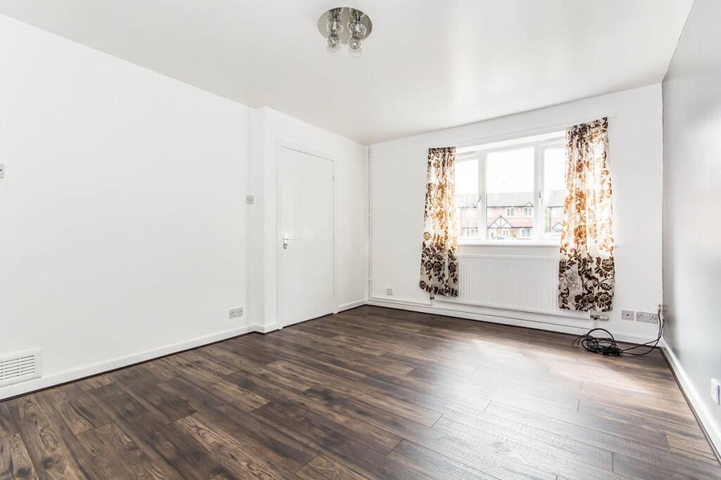House in Salford, Higher Broughton - View 3