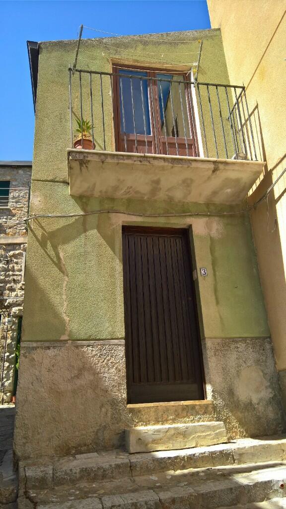 Main image of property: Caccamo, Palermo, Sicily