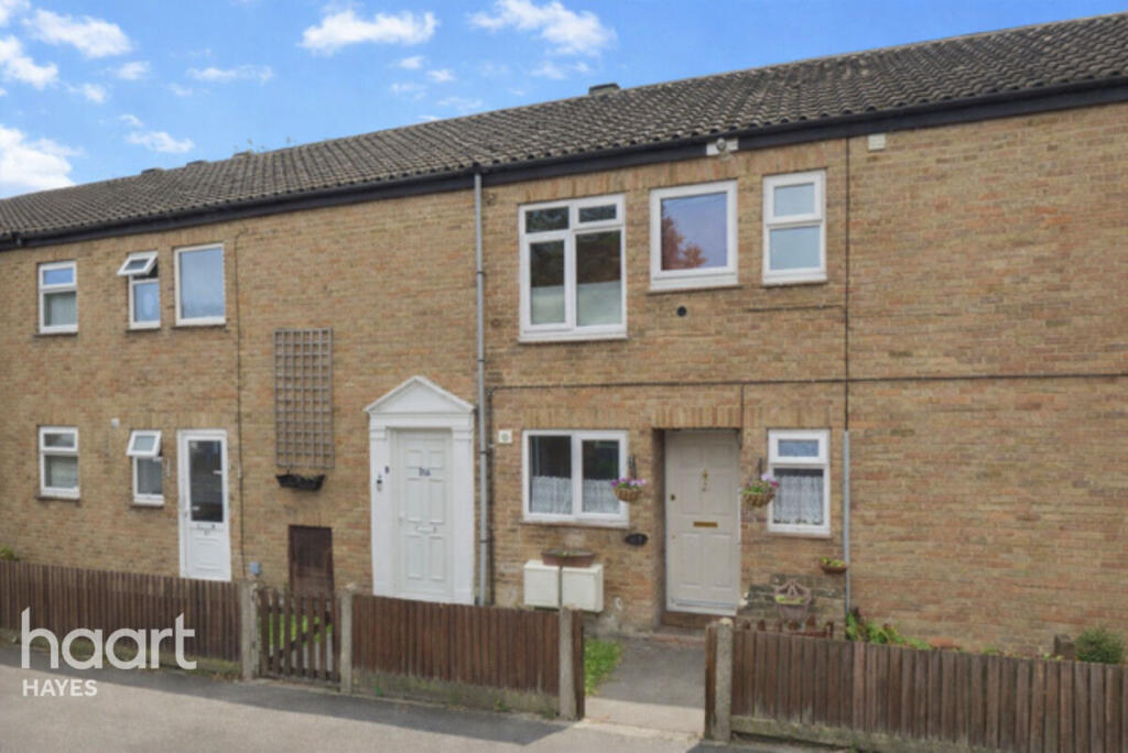 2-bed flat on Wood End Green Road, Hayes, £270,000
