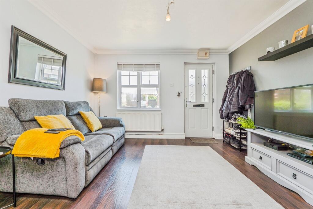 De Havilland Road, Pengam Green, Cardiff - View 2