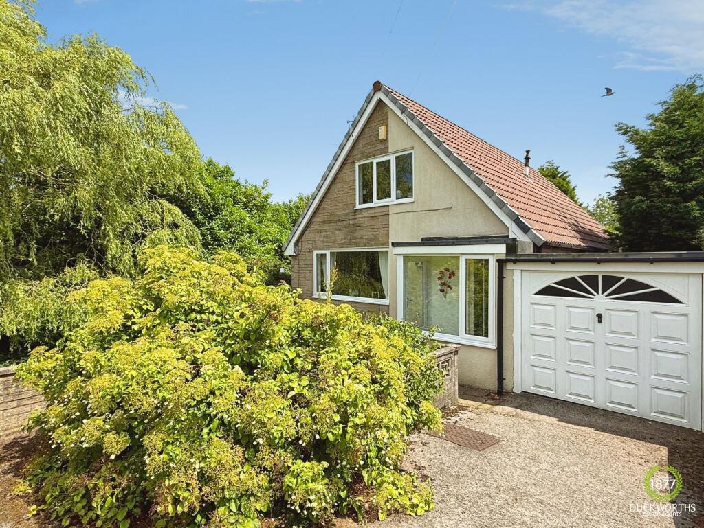 Larkhill Avenue, Burnley, BB10 - View 2