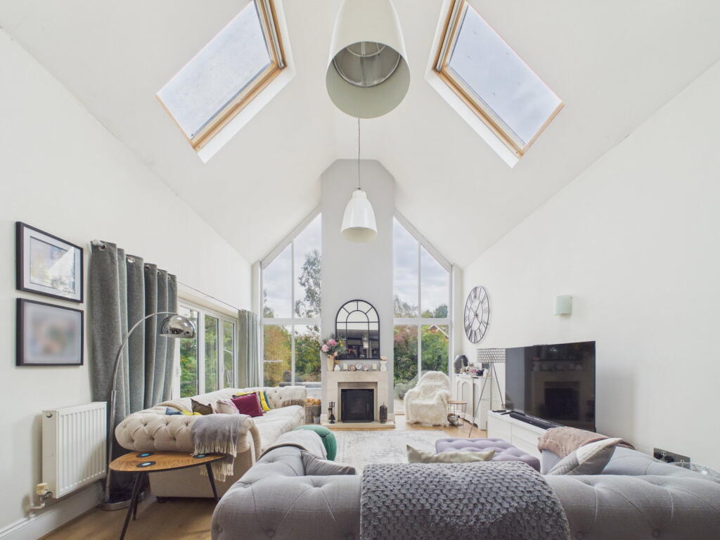 House in Chelmsford - View 2