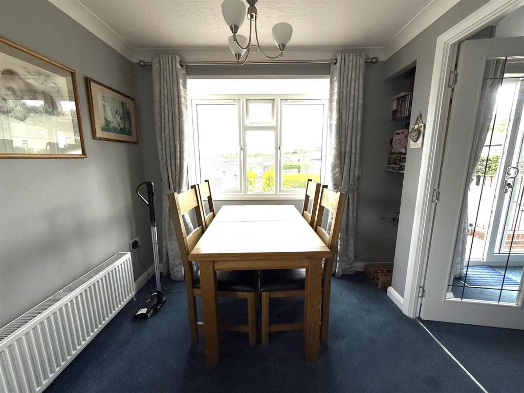 Lower Lodge Park, Rugeley Road, Armitage - View 5
