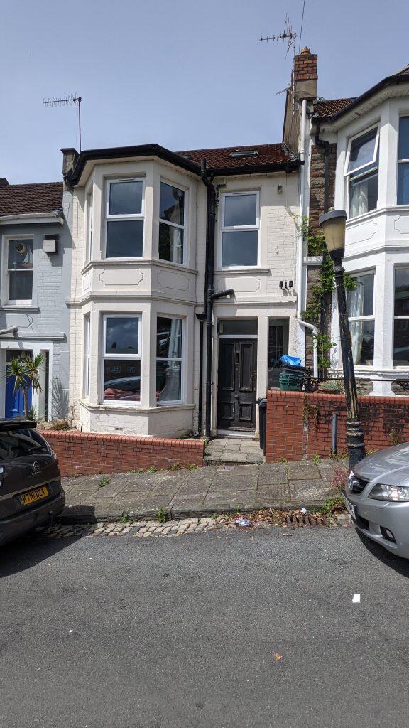 Main image of property: St Vincent’s Road – Ref 336