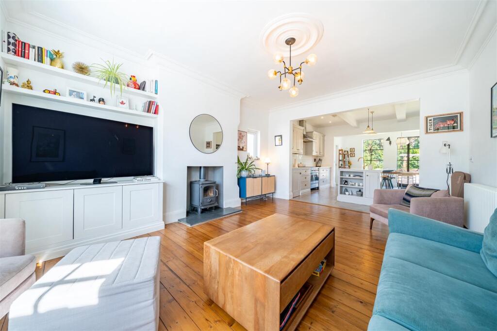 House in Rushcliffe, Abbey Park - View 3