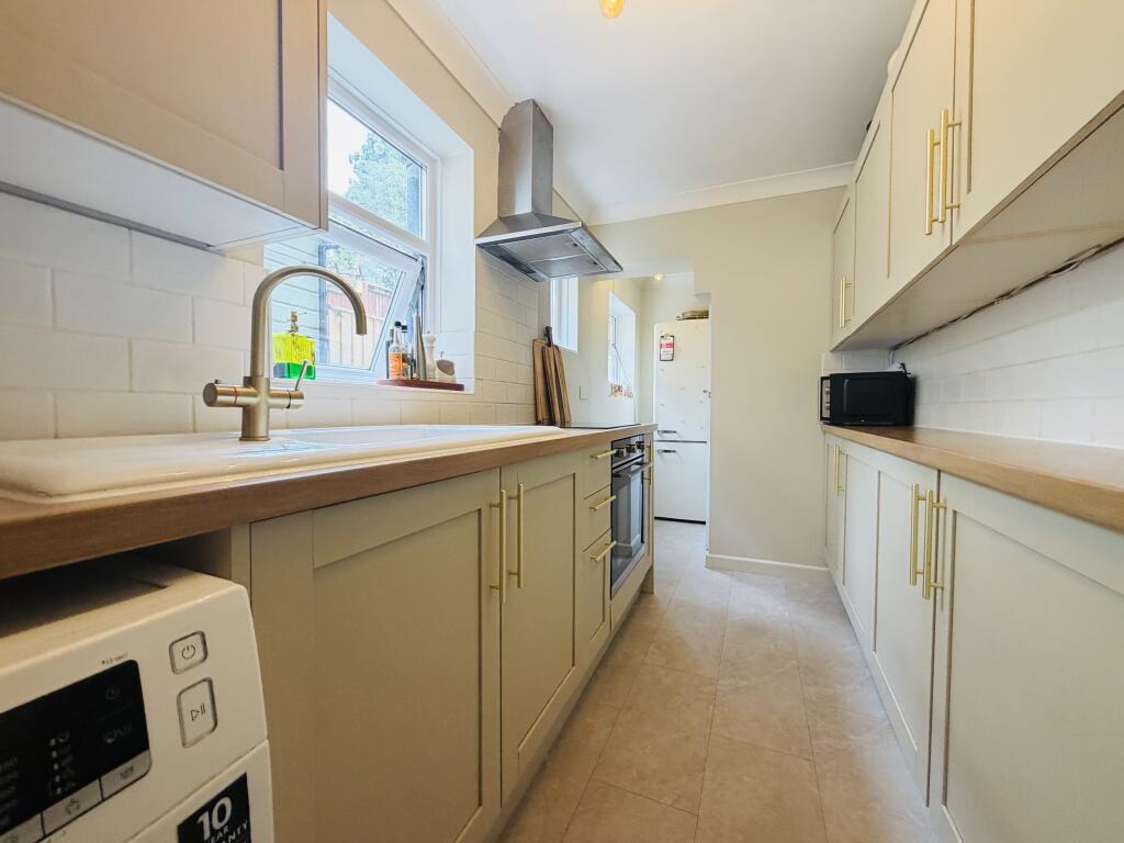 House in Southampton - View 5