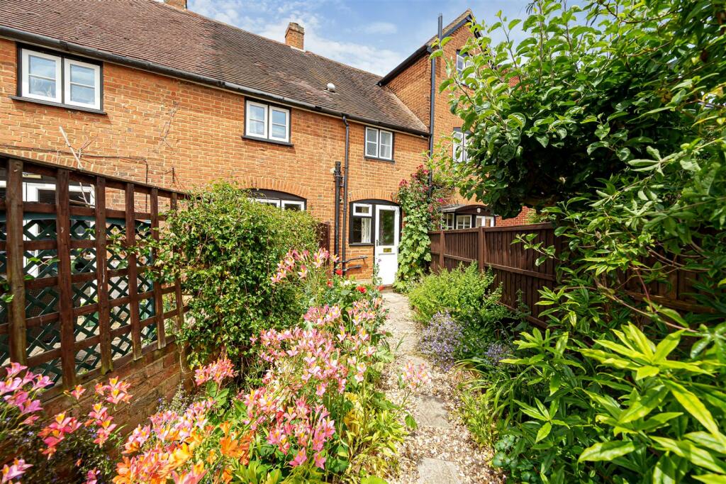 Main image of property: The Green, Ripley