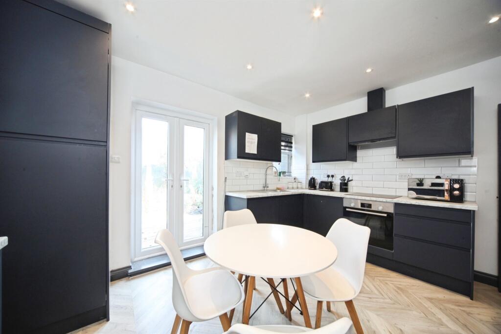 House in Luton - More