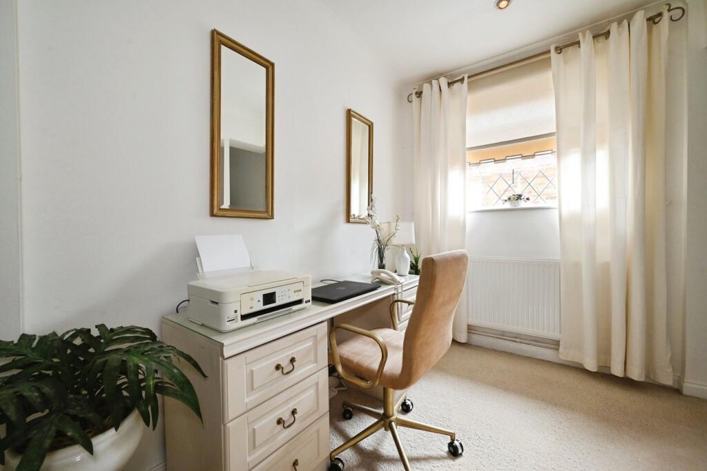 House in Bray, Windsor and Maidenhead - View 4