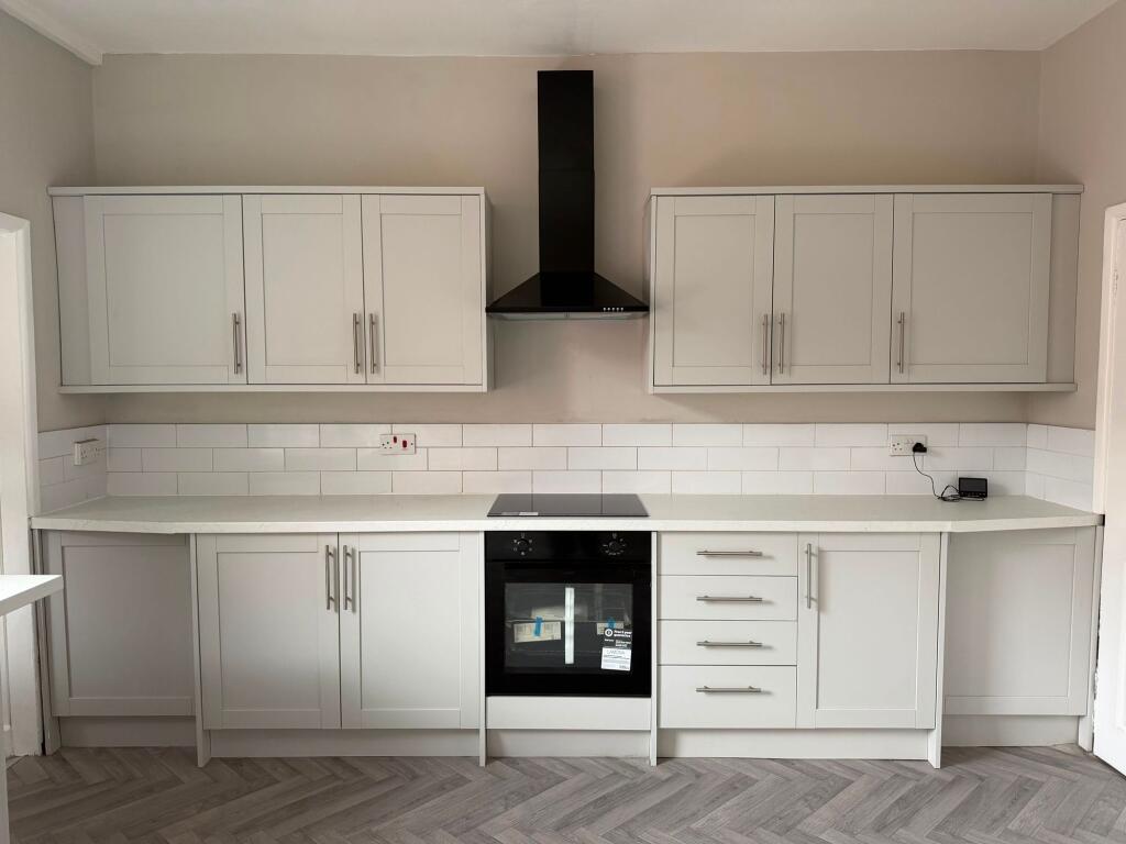 Main image of property: Oakenshaw Street, Wakefield, WF1
