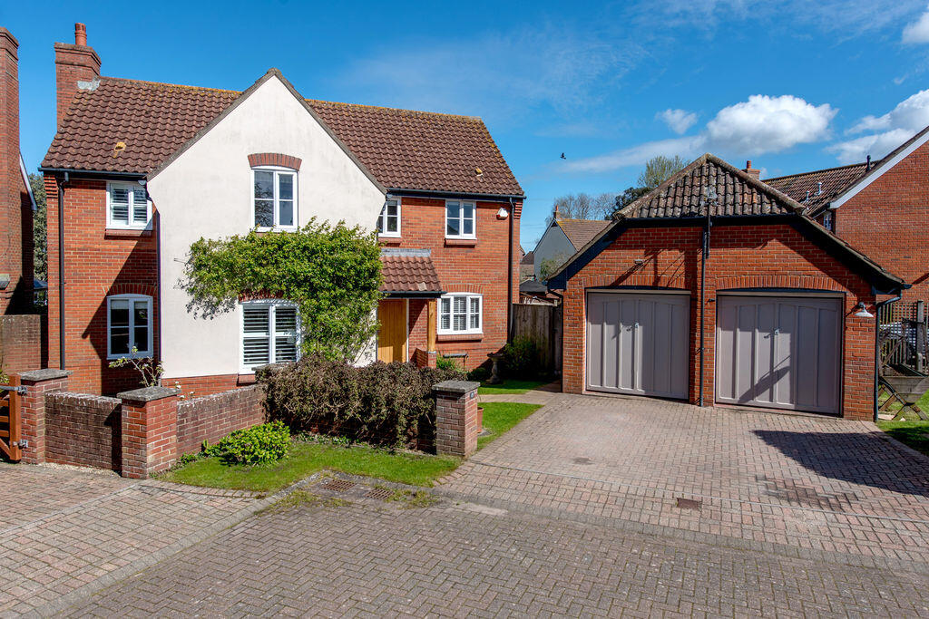 Main image of property: Longs Field, North Curry