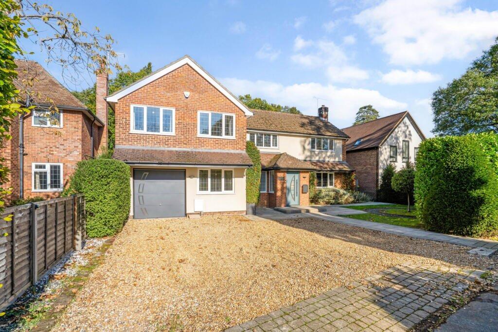 Main image of property: Blackwood Close, West Byfleet, Surrey, KT14