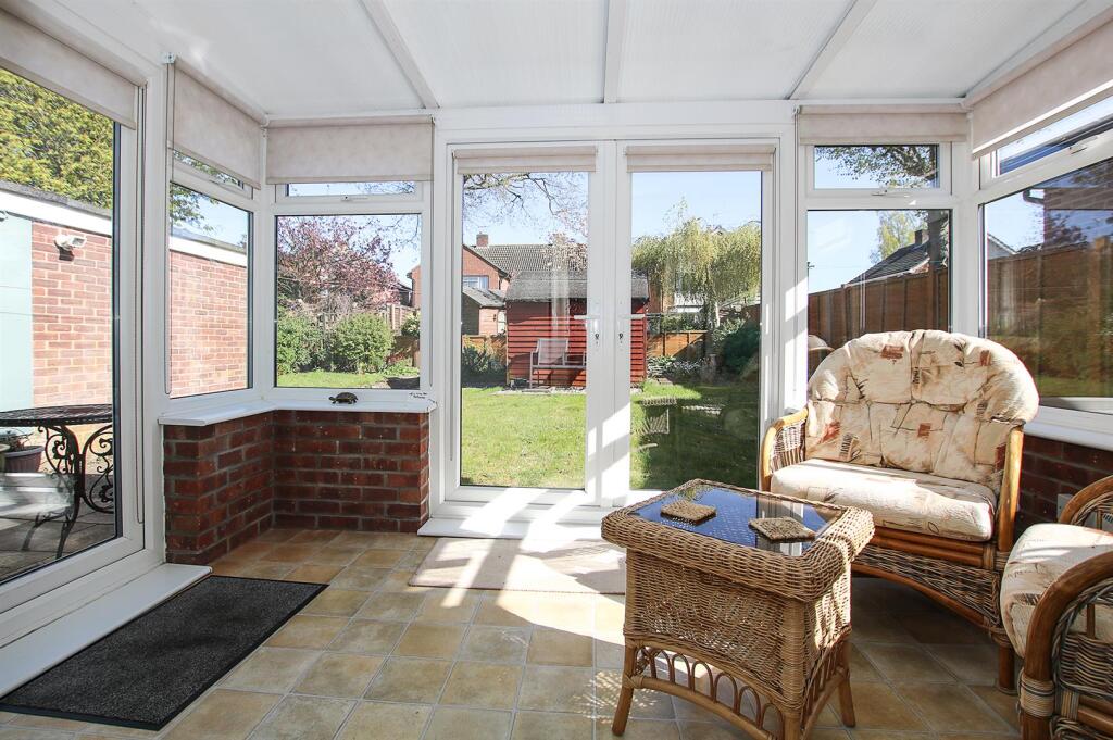 House in West Suffolk, Studlands Park, Newmarket - View 4