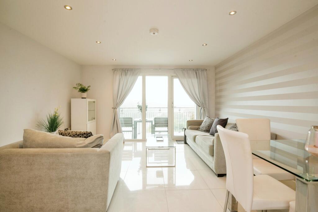 Main image of property: Roma, Victoria Wharf, Watkiss Way, CF11