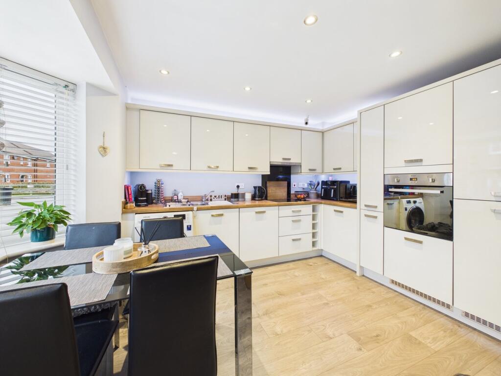 House in Weston-super-Mare, North Somerset - View 4