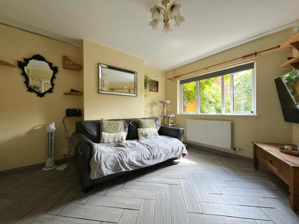 House in Burnham-on-Sea - More