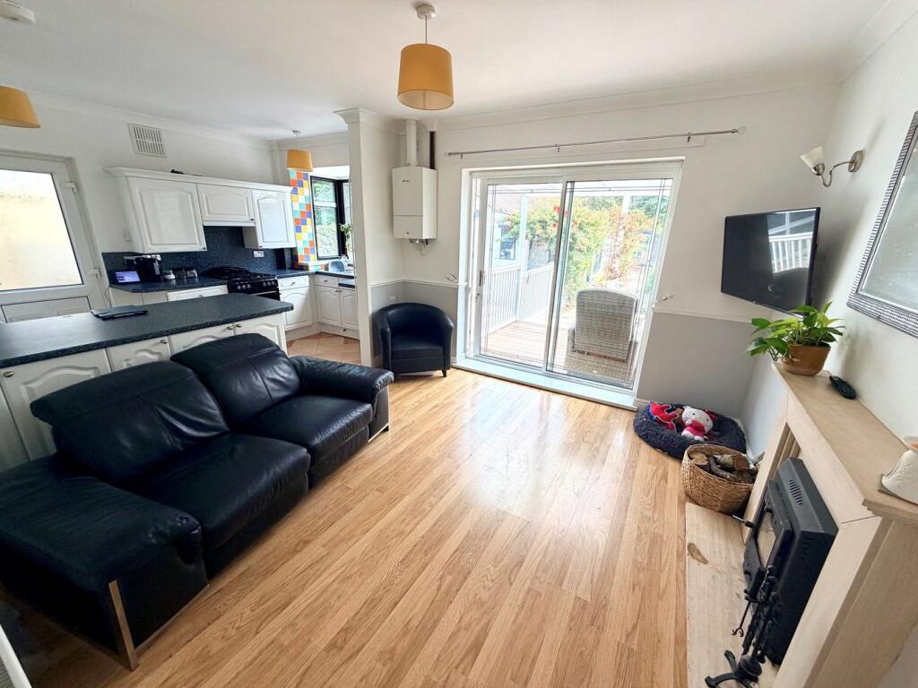 House in Wolverhampton, West Midlands - View 5