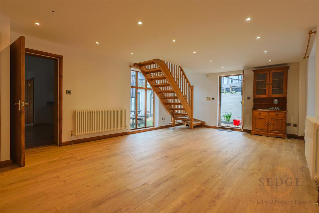 House in Peterborough - View 3