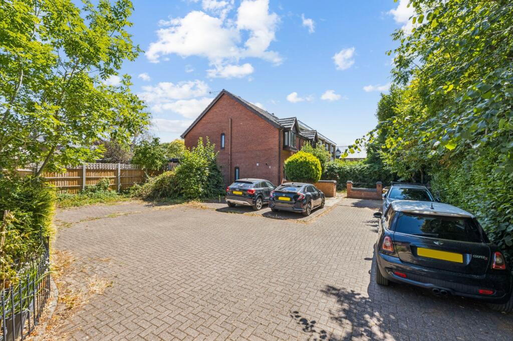 Property photo 9