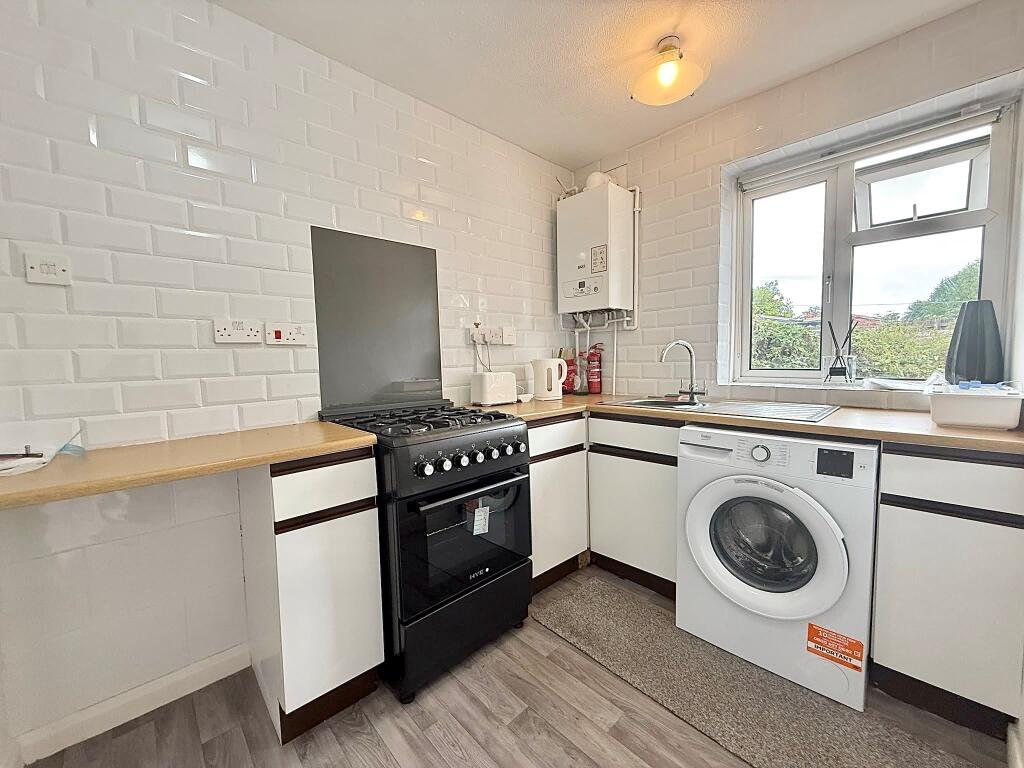 Dewhurst Croft, Birmingham, B33 photo 4