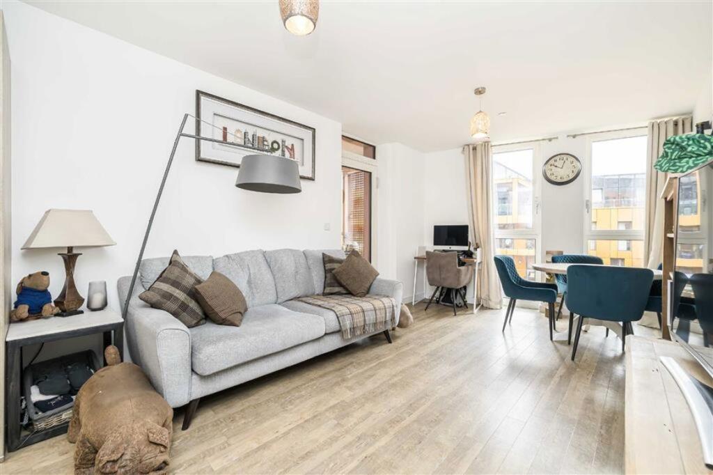 Main image of property: Telegraph Avenue, Geenwich
