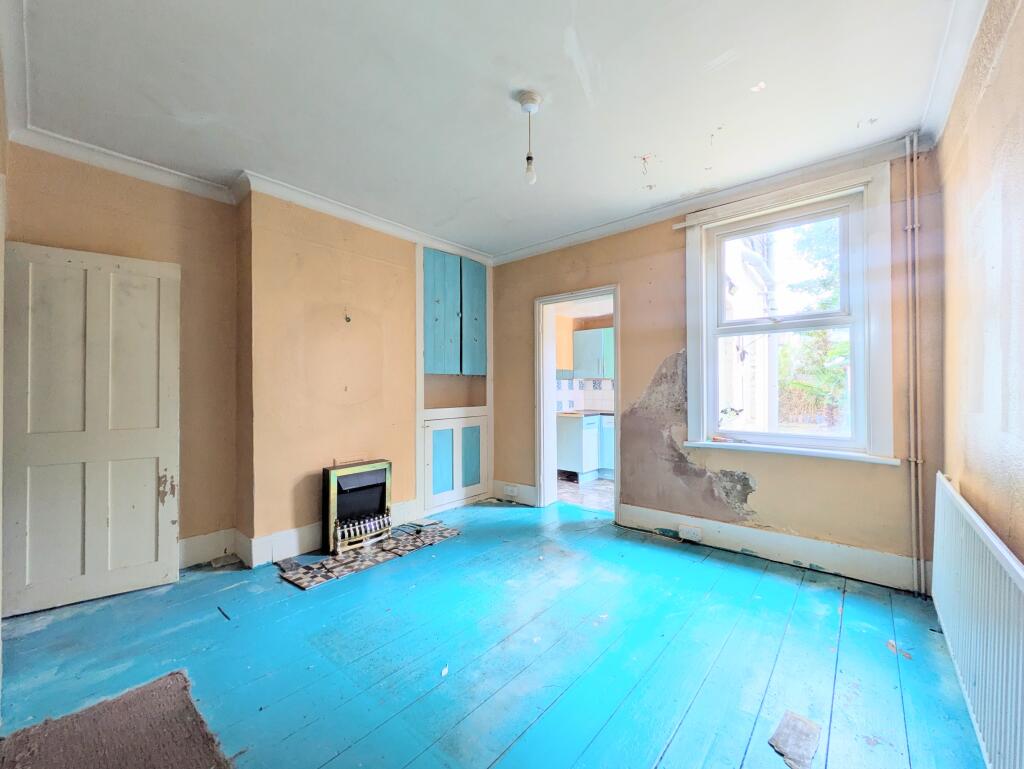 House in Romford - View 3