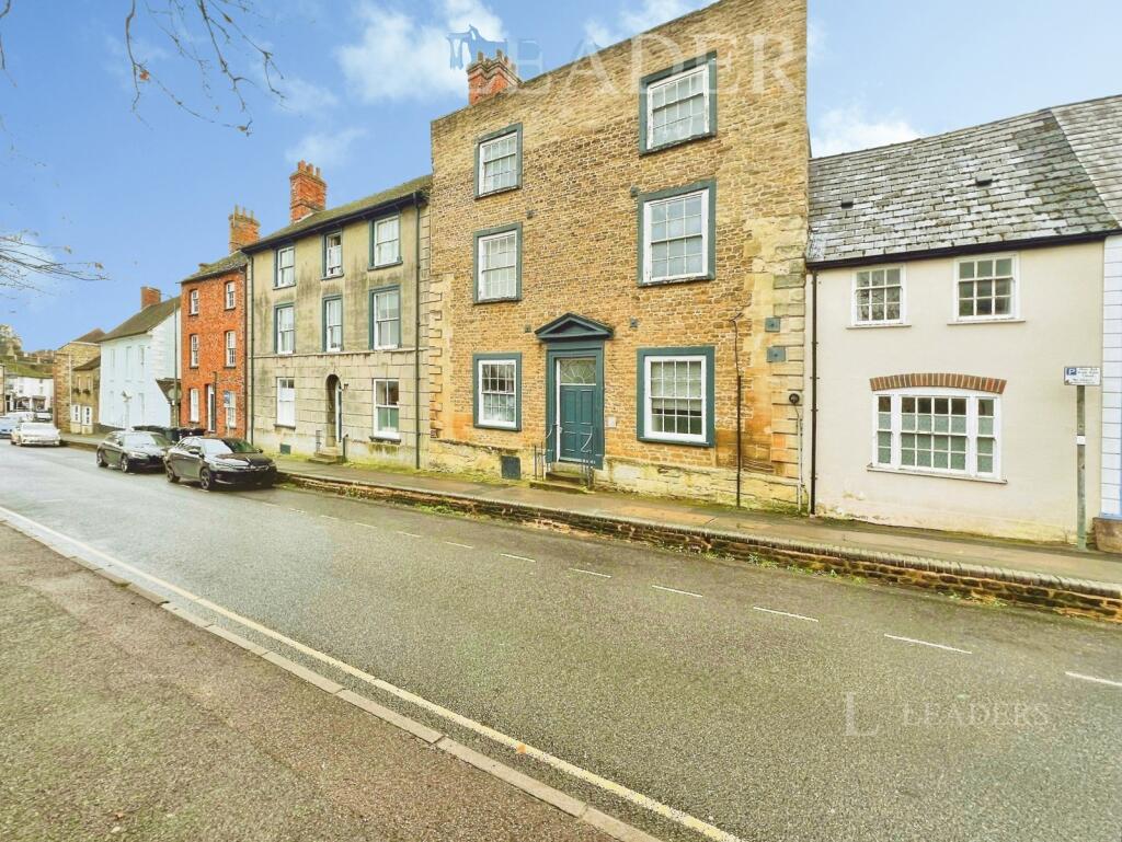 Main image of property: Marlborough Street, Faringdon, Oxfordshire, SN7