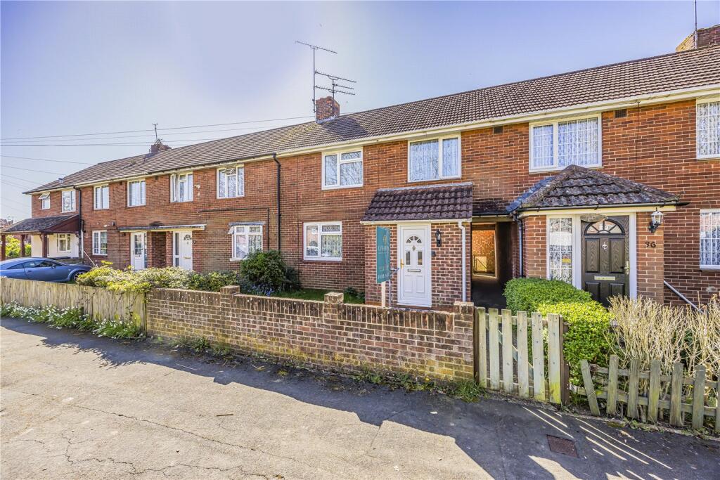 3-bed terraced on Hordle Road, Havant, PO9, £250,000