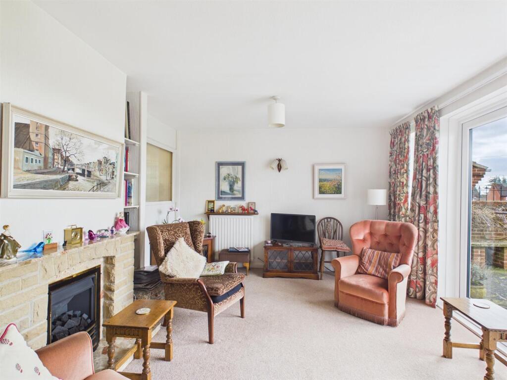 House in Derbyshire Dales, Brailsford - View 3