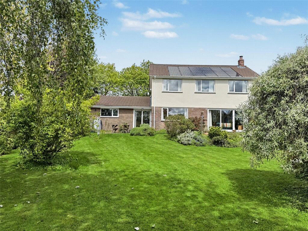 House in Bodmin, Cornwall - View 2