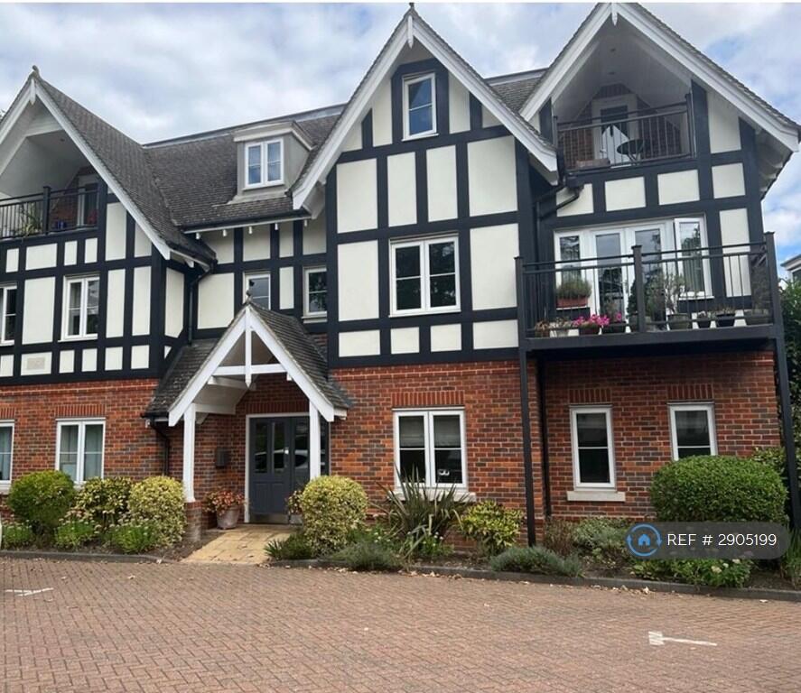 Main image of property: The Lodge, Gerrards Cross, SL9