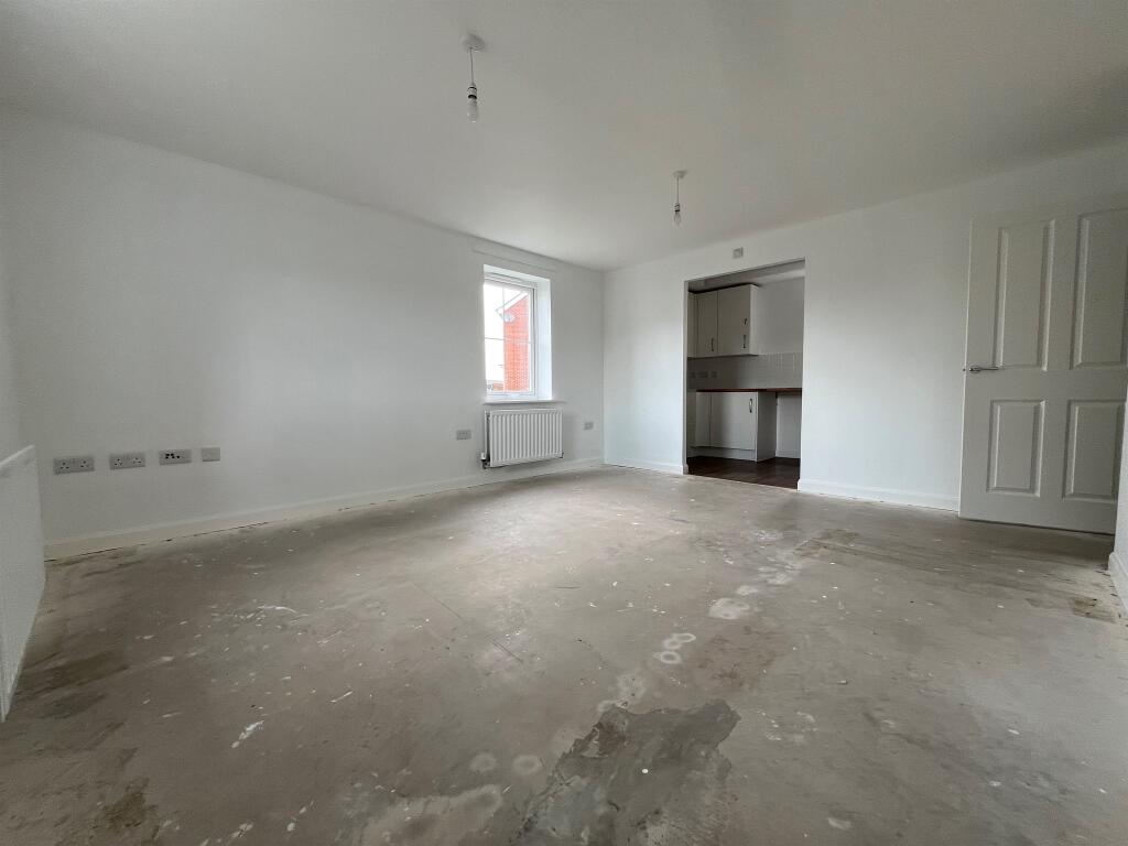 Apartment in Exeter - View 4
