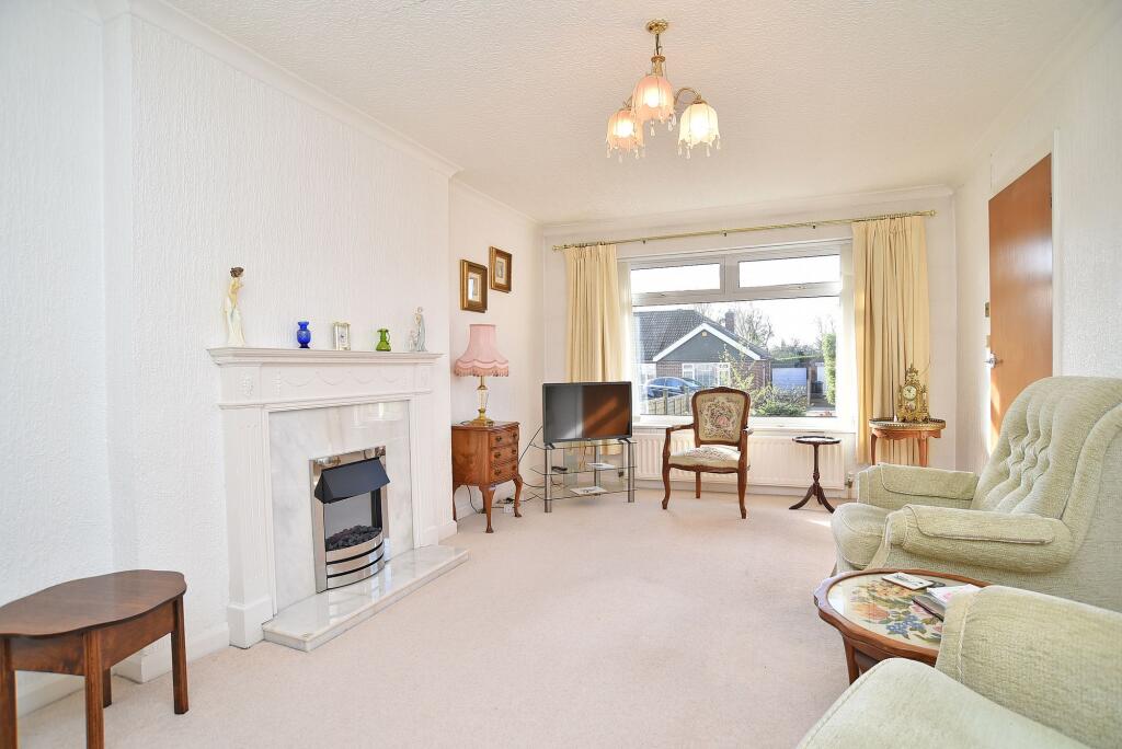 Moorland Close, Harrogate, HG2 - View 5