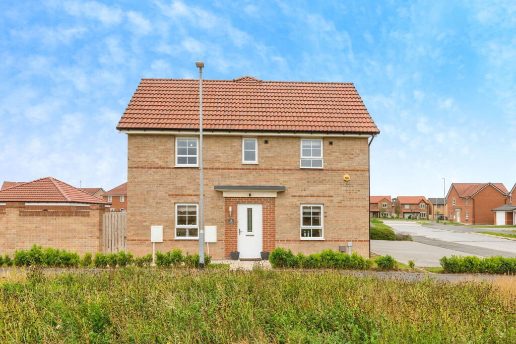 3-bed semi-detached on Darlington , DL2 2WH, £200,000