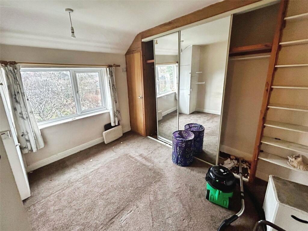 House in Warwick, St John's, Kenilworth - View 6