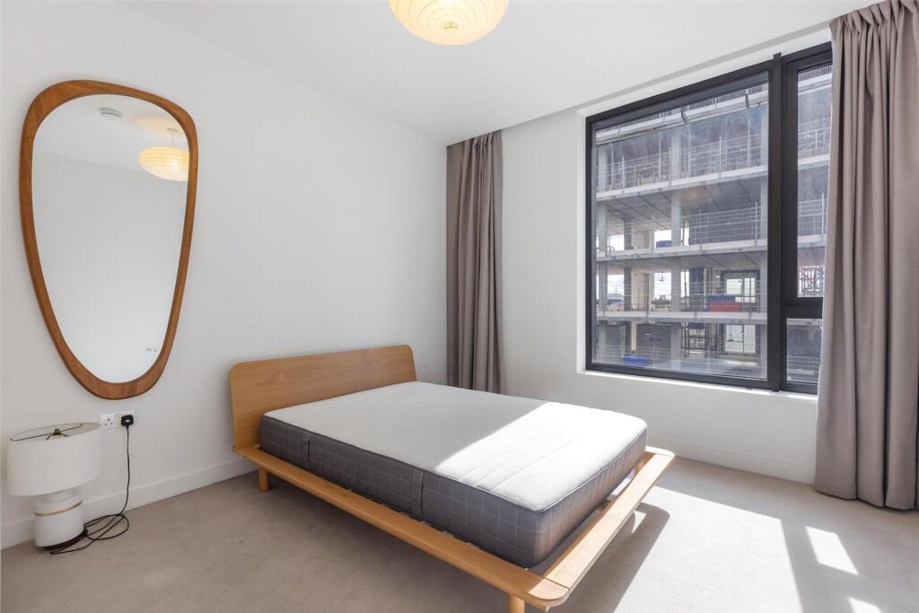 Apartment in London - View 5