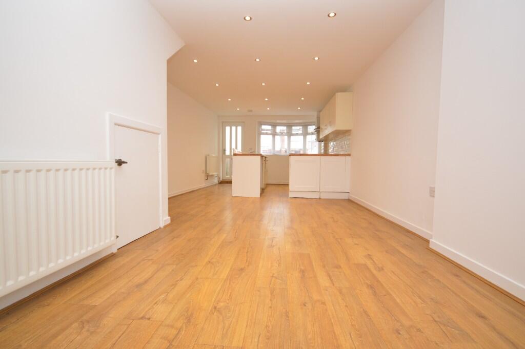 Main image of property: Southbourne BH6