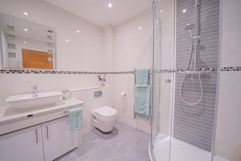 Additional image 16 of Warwick Road, Knowle, B93